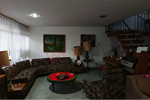 Casa Con Uso De Suelo H5 En Vertiz Narvarte