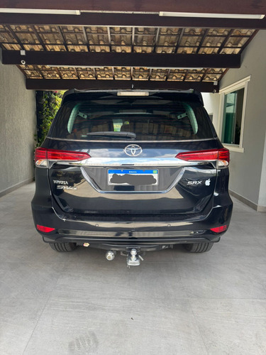 Toyota SW4 2.8 Tdi Srx 7l 4x4 Aut. 5p