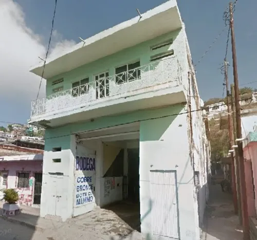 Se Vende Casa De Recuperción Bancaria En Miguel Hidalgo, Manzanillo Centro, Manzanillo Colima. Arf