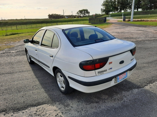Renault Megane 1998 2.0 Rt Extra Full.