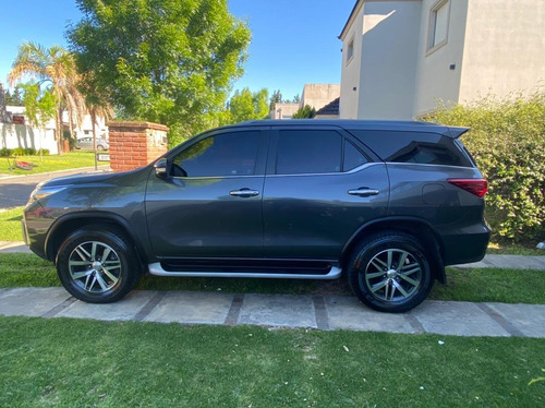Toyota Sw4 2.8 Srx 177cv 4x4 7as At 2017