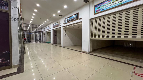 Gran Local Comercial En Arriendo Con Excelente Ubicación!