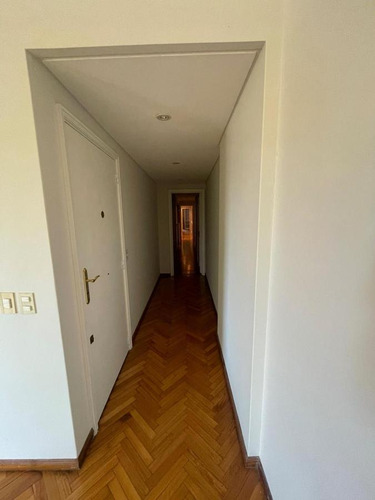 Piso En Venta Sobre Av. Libertador Al 5200 . Barrancas De Belgrano