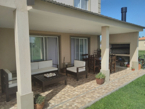 Imagen 26 de 30 de Casa De 6 Ambientes Con Pileta En Santa Inés!!!
