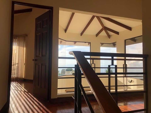 Imagen 18 de 24 de Hermosa Casa, En Rancho Redondo, Goicoechea