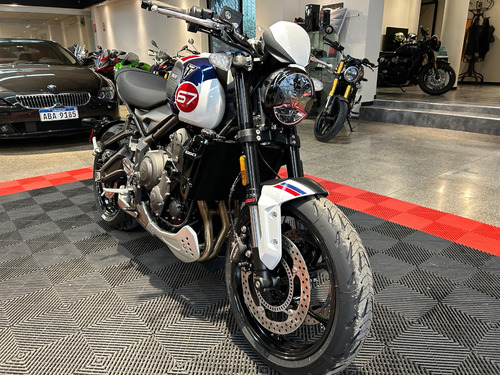 Triumph Trident Tribute Se Año 2025 - Hilton Motors Co.
