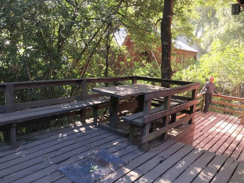 Imagen 15 de 23 de Venta Cabaña Centro Calle Las Mutisias, 2 Dormitorios 2 Baños, Chimenea Y Decks Con Parrilla