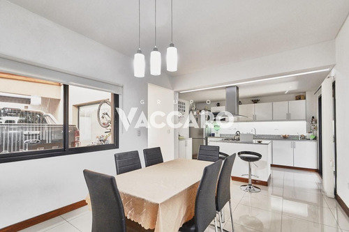 Imagen 13 de 30 de Casa Venta - Maria Eugenia Residences