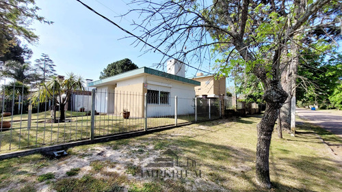 Venta - Casa - 3 Dormitorios - 3 Baños - Atlantida Sur