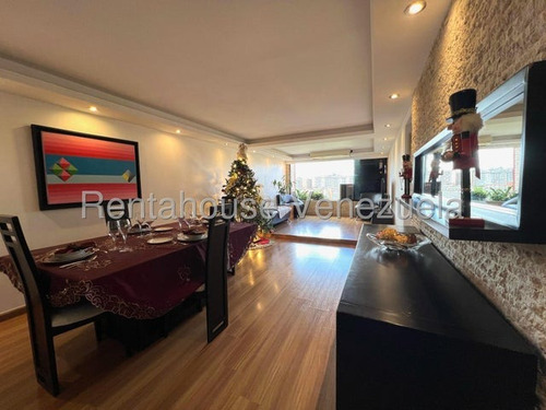 Agp Apartamento En Venta En Colinas De La Tahona, Con A/a, Bella Áreas Sociales 25-12860 Ys