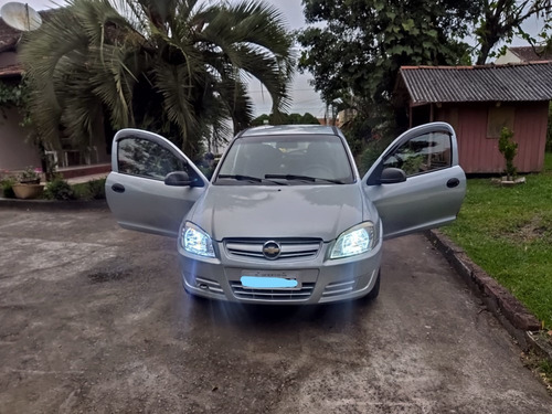 Celta Spirit Prata 1.0 3p 2010 Com Xénon Regularizado