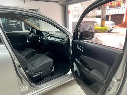 Suzuki Swift Dziere Mt 2023