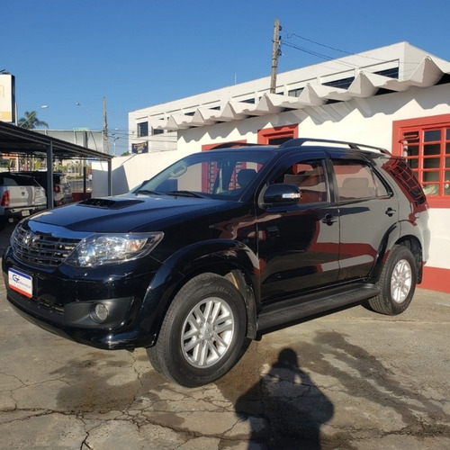 Imagem 1 de 9 de Toyota Hilux Sw4 Srv D4-d 4x4 3.0 Tdi