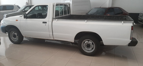 Nissan Frontier Np 300 Pick Up 2014 U$s 9800 Dta Iva
