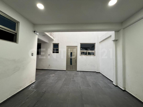 Renta De Local En Av 5 Mz 26 Lt 90 No. 92, Col Modelo, Nezahualcóyotl.