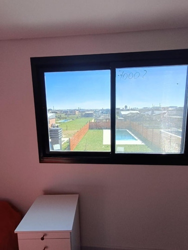 Casa En Venta - 3 Dormitorios 2 Baños - 380mts2 - San Vicente