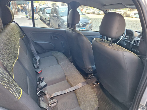 Renault Clio 1.2 Mio Confort Plus Abs Abcp