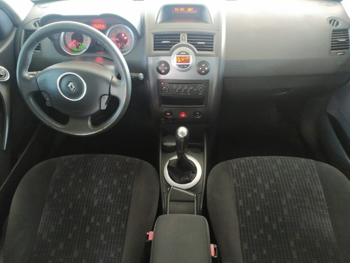 Renault Megane Grand Tour Mégane 1.6 Dynamique 16v Flex 4p