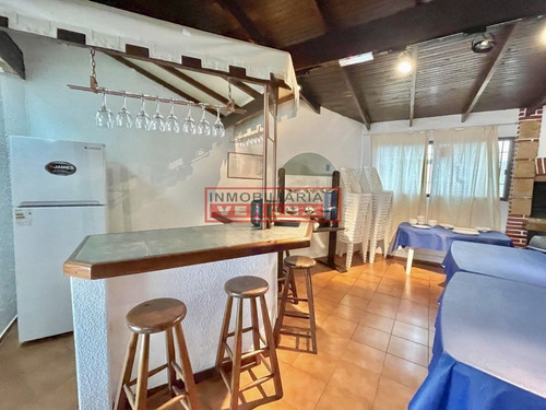 Imagen 20 de 25 de Apartamento En Venta A Una Cuadra Del Mar, Reciclado Y Con Parrillero Propio