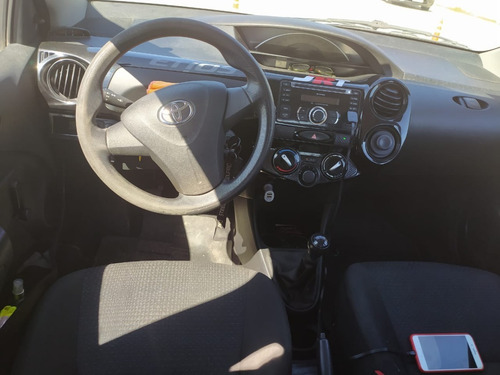 Toyota Etios 1.5 Mod14 Anticipo$640.000+cuotas Fijas.