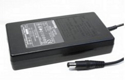 Cargador De Notebook Toshiba Pa2484u 15v. 2.7a.