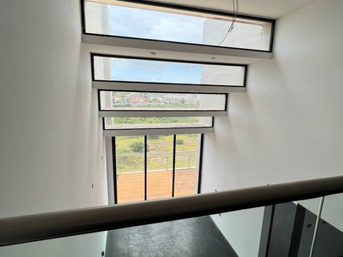 Espectacular Apartamento Vista Al Mar En Playa Moreno, La Rocaloft, Isla De Margarita