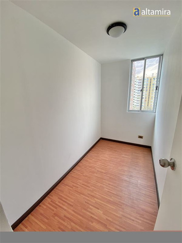 Imagen 30 de 30 de Departamento En Venta De 3 Dorm. En Iquique