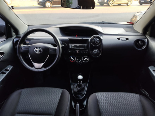 Toyota Etios 1.3 X 16V FLEX 4P MANUAL