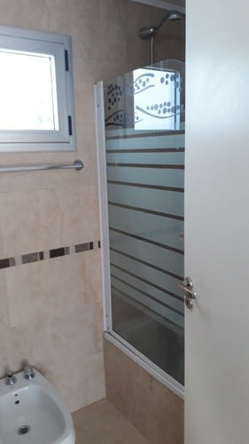 Imagen 8 de 12 de Venta Departamento Ramos Mejia