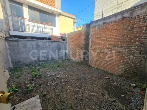 Casa En Venta En Galaxia La Laguna, Cerca De Bulevar Carmelitas.