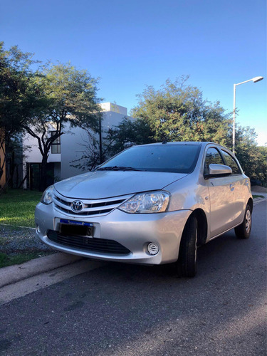 Toyota Etios 1.5 Xs