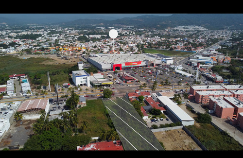 Land With Excellent Location In Manzanillo, Just One Block From The Beach.