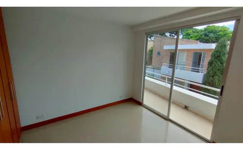 Venta Casa Condominio De 417mt2 En Pance, Sur De Cali 8575.