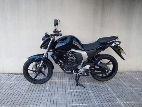 Imagen 4 de 8 de Yamaha Fz Fi Excelente Estado !!!