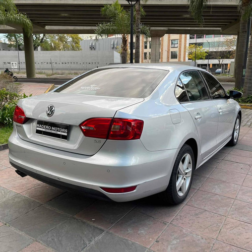 Volkswagen Vento 2.5 Luxury 170cv Madero Motors 2014