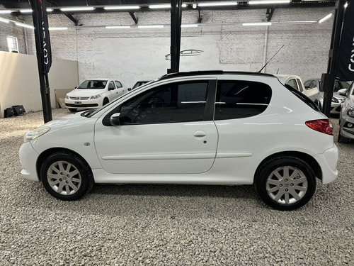 Peugeot 207 1.6 Feline 106cv