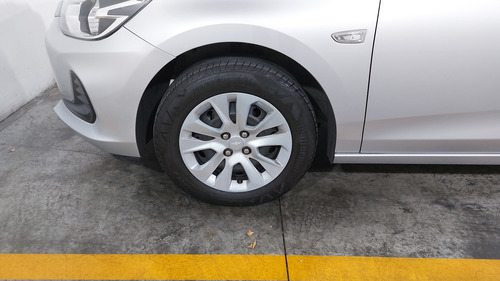 Chevrolet Onix 1.0 LS A