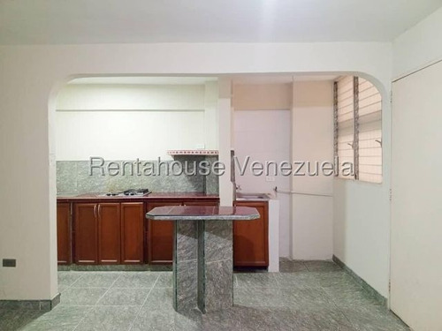Apartamento Tipo Estudio, Rafael Gamarra Vende 2e23538, Centro De Barquisimeto, Cocina En Mampostería, Amplia Habitación Con Baño, Amplia Sala, Área De Lavandería, 1 Pto Estac., Agua, Vigilancia 24/7