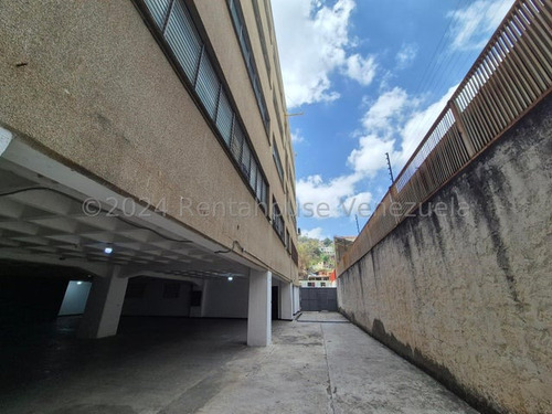 Amplio Local Industrial En Venta. Palo Verde 24-25382 Ec