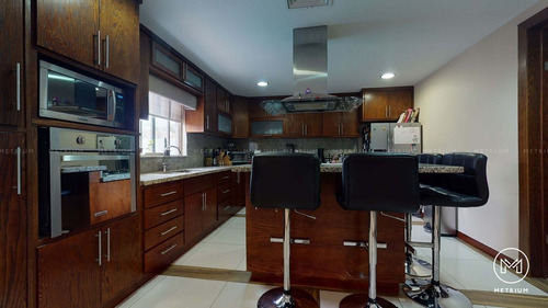 Imagen 2 de 15 de Casa En Venta En Pedregal De San Angel Con Alberca