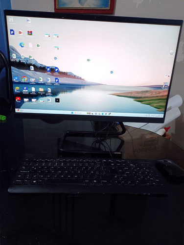 Computadora Aio3 23 Sp 4gb