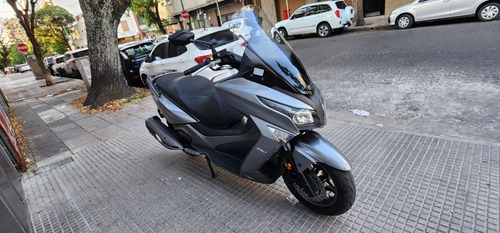 Imagen 1 de 14 de Moto Kymco Xtown 250 - Unico Dueño - 2021 - 3750 Km