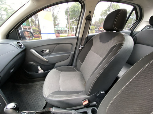 Renault Logan 1.6 At