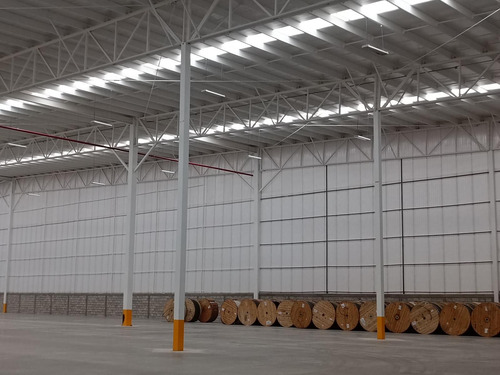 Nave Industrial En Renta En Apaseo Guanajuato 6,000 M2