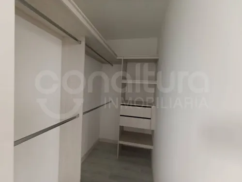 Apartamento En Arriendo Los Colores 472-7082