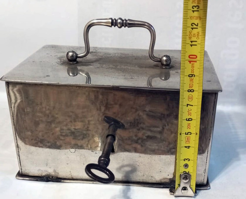 Caja Fuerte Portátil Antigua Con Llave - Seguridad Móvil Plateado (Usado)