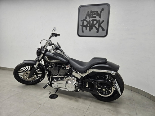 Harley-davidson Softail Breakout 117