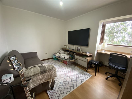 Hermoso Departamento En Venta De 4 Dorm. En Andalue