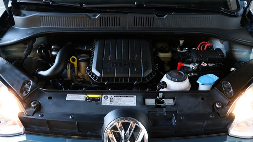 Volkswagen Up! 1.0 Move Up! 75cv - 121942 - C