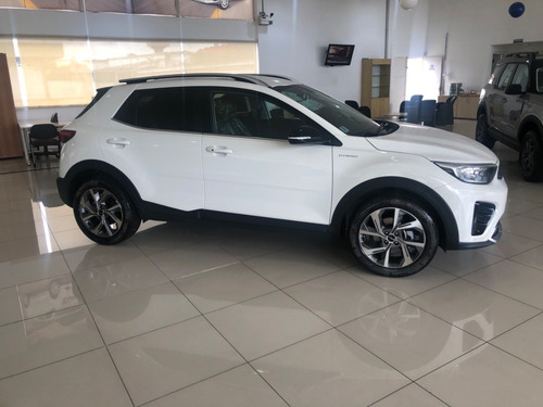 Imagem 5 de 6 de Kia Stonic Hibrid